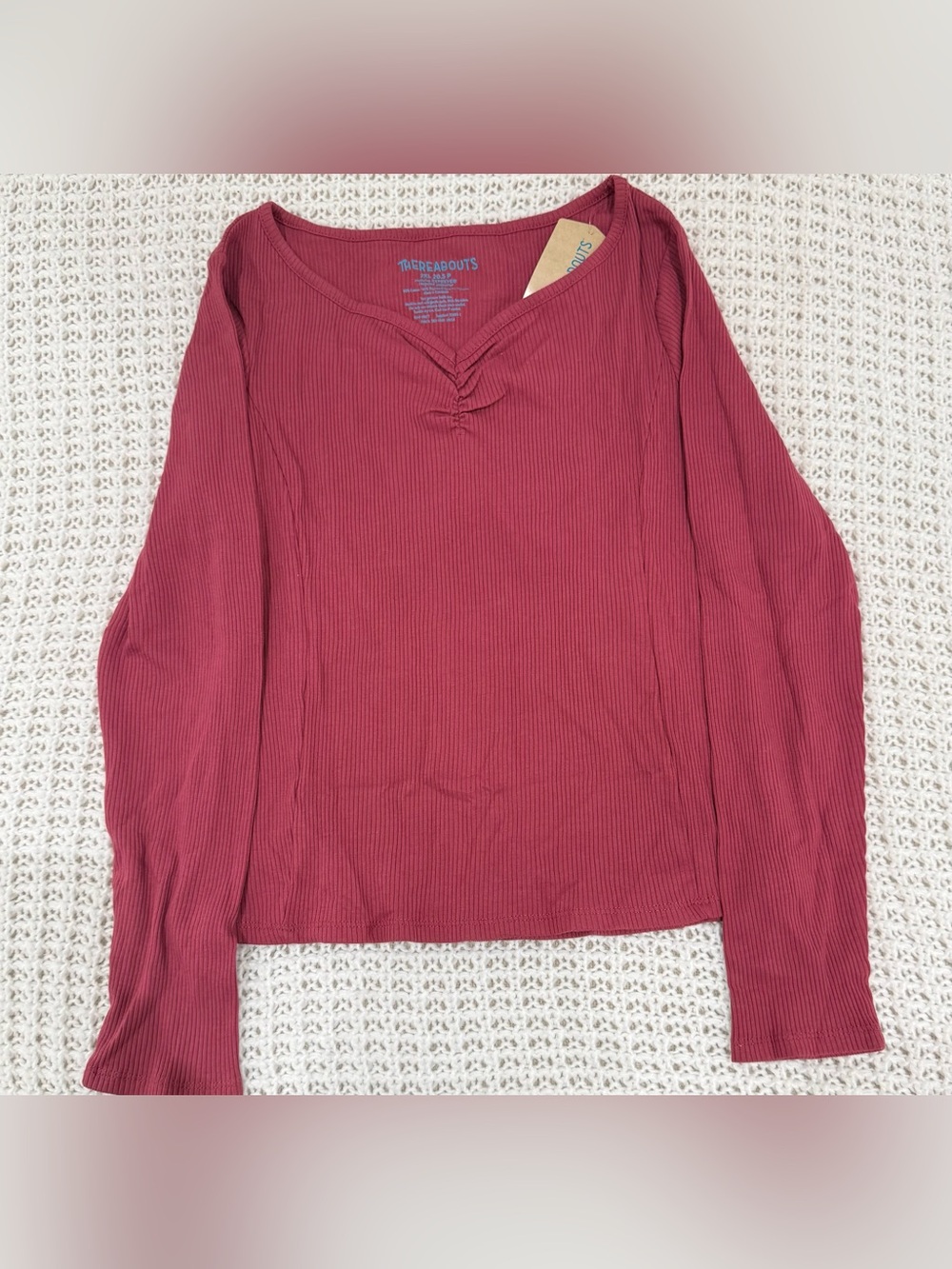 Thereabouts girls long sleeve v-neck with a ruched detail center of top in rose
